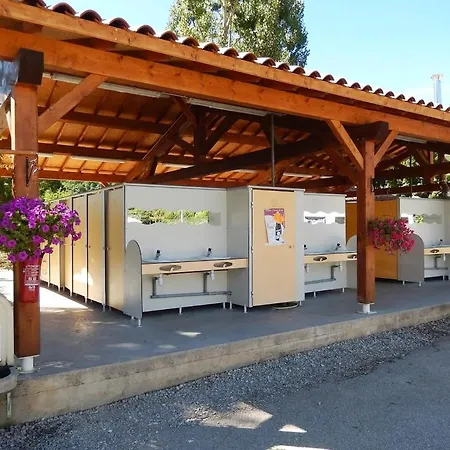 Les Chapelains Hotel Saillans  Exterior photo