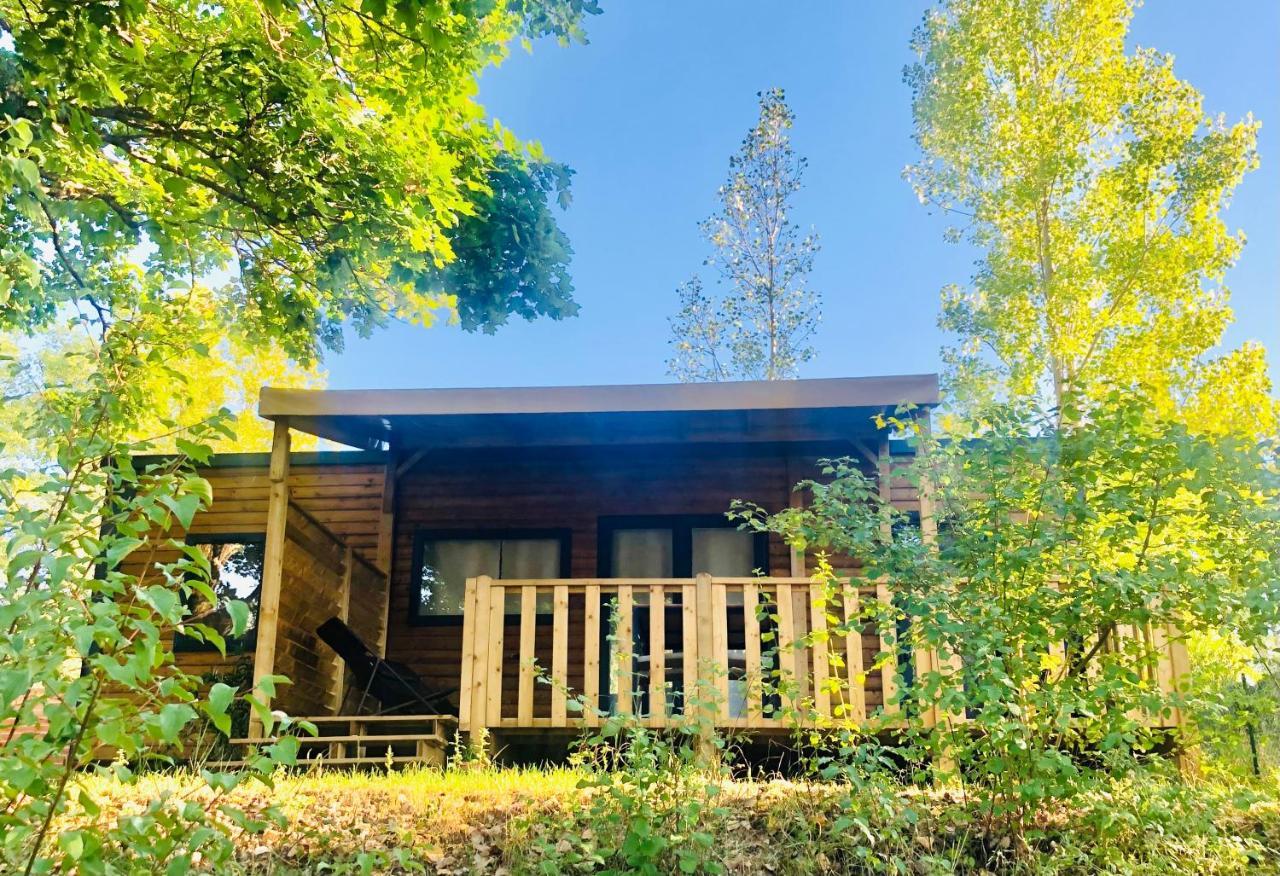 Camping Les Chapelains 3*